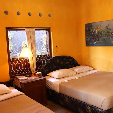 Apartamento Guru Ratna Munduk Exterior foto