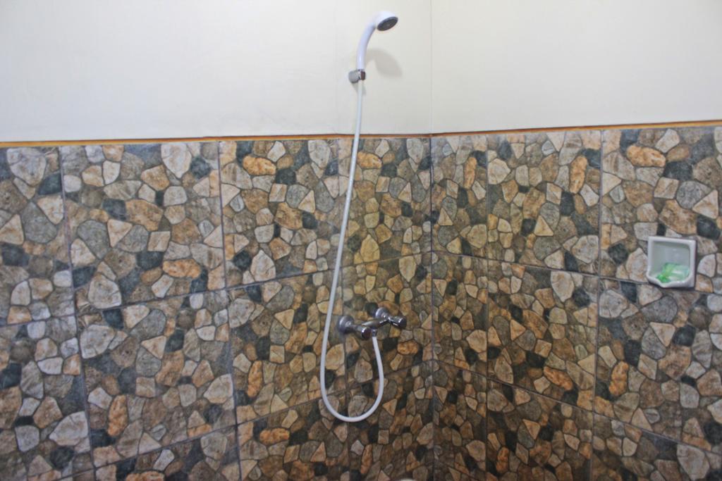 Apartamento Guru Ratna Munduk Habitación foto