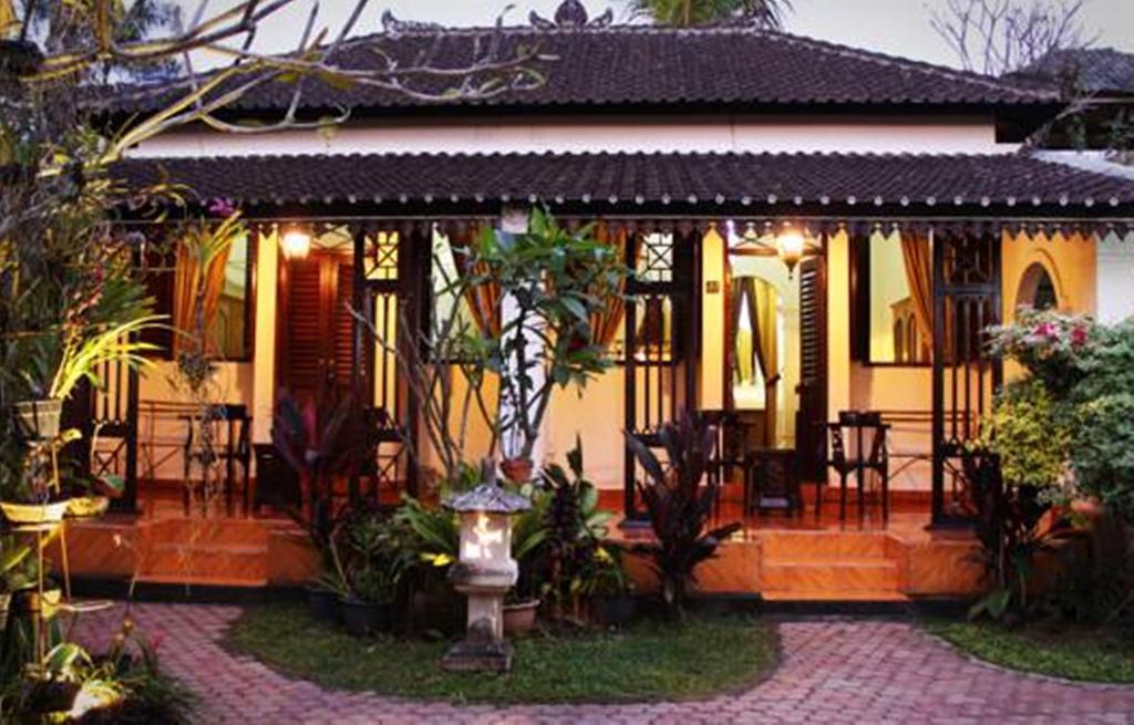 Apartamento Guru Ratna Munduk Exterior foto