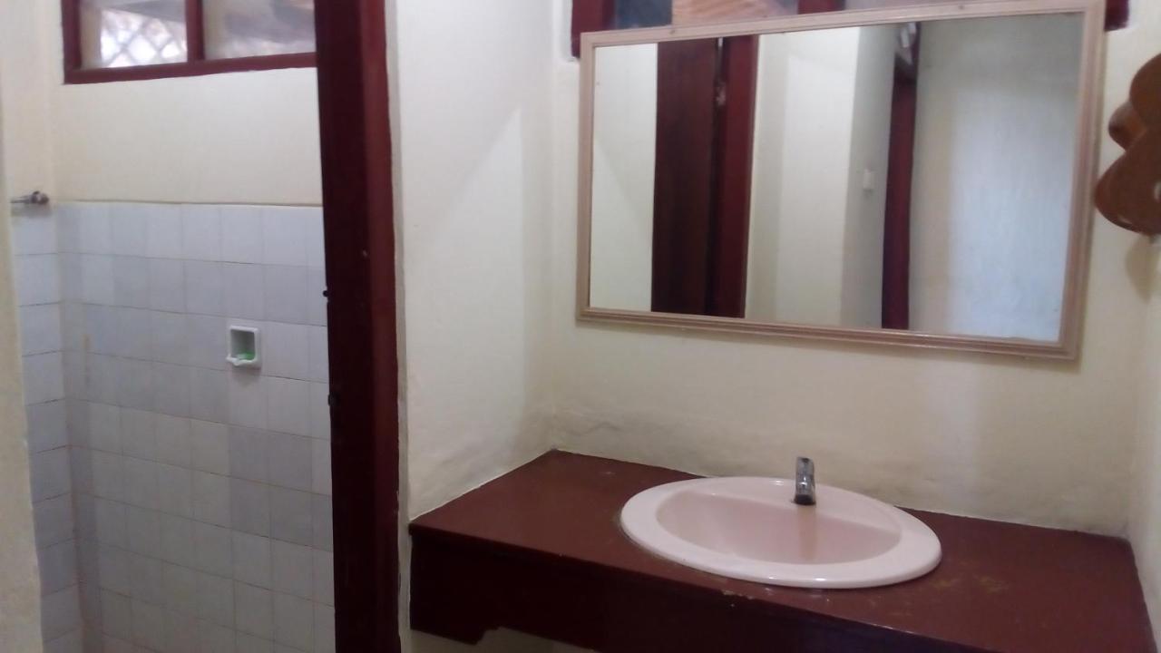 Apartamento Guru Ratna Munduk Exterior foto
